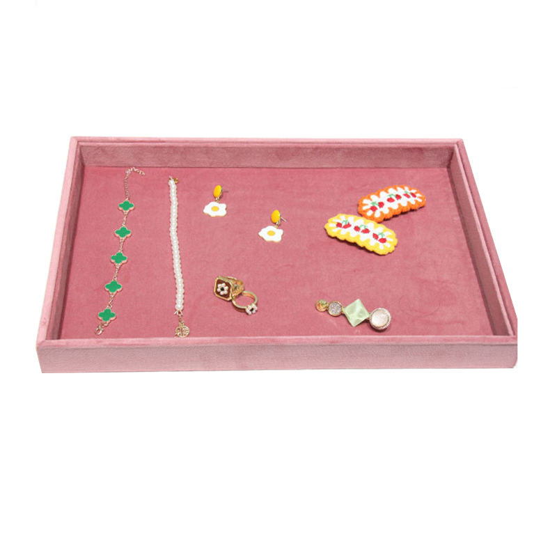 Rosafarbenes Samt-Schmucktable – Jewelry And Watches Store Bewertung und Preis