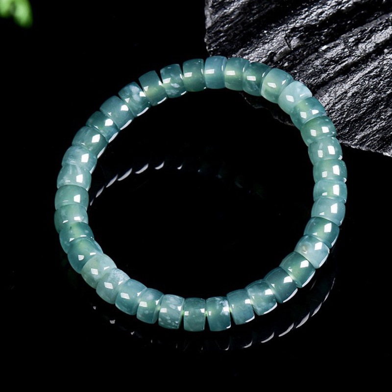 Natürlicher Jadeit der Klasse  – Jewelry & Watches Sp Z Oo Ul Frezerów 3 Bewertung und Preis